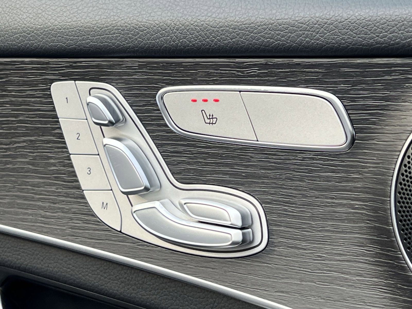 Certified 2022 Mercedes-Benz GLC 300 4MATIC image 34