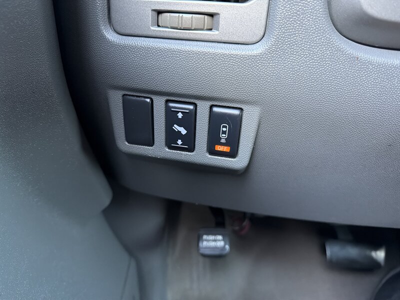 Used 2006 Nissan Titan SE AWD/4WD image 38