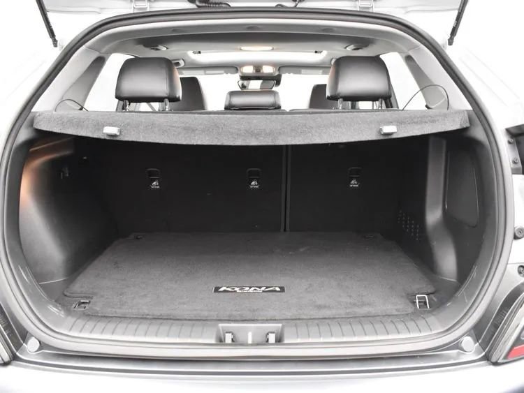 Used 2022 Hyundai Kona Limited w/ Cargo Package image 16