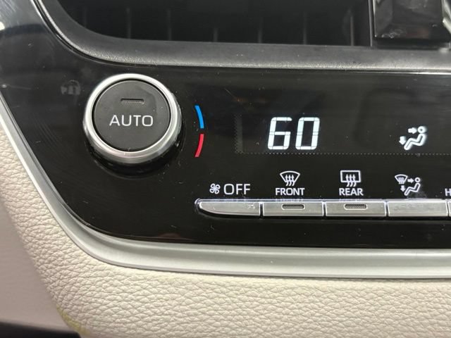 Used 2024 Toyota Corolla LE FWD image 24