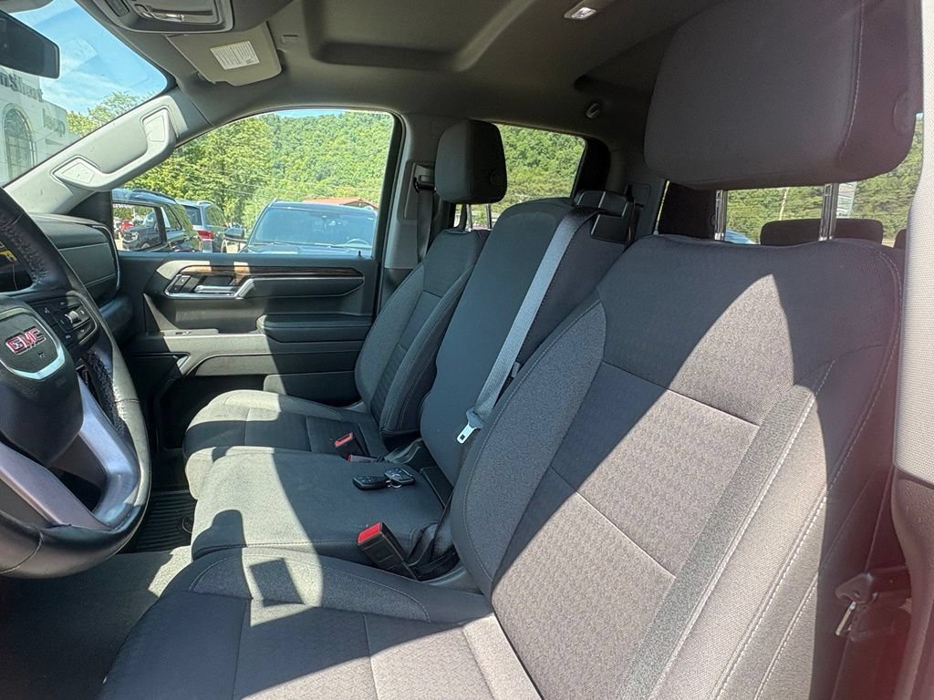 Used 2023 GMC Sierra 1500 Elevation AWD/4WD image 18