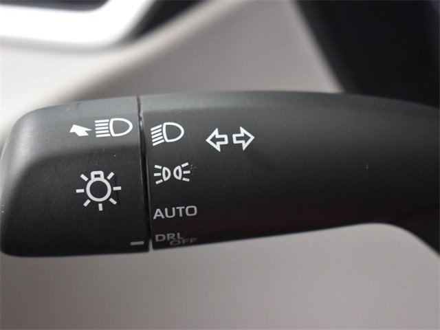 Used 2025 Toyota Corolla LE image 26