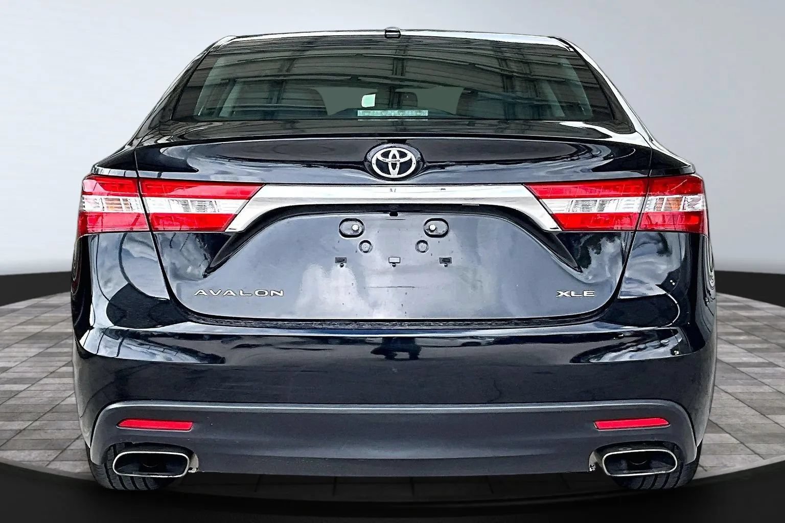 Used 2015 Toyota Avalon XLE Touring Sport Edition FWD image 5