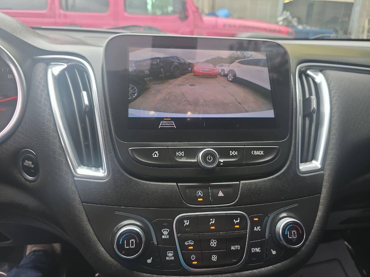 Used 2020 Chevrolet Malibu LT FWD image 7