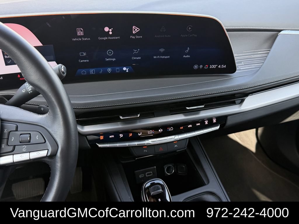 Used 2025 Cadillac XT4 Premium Luxury FWD image 18