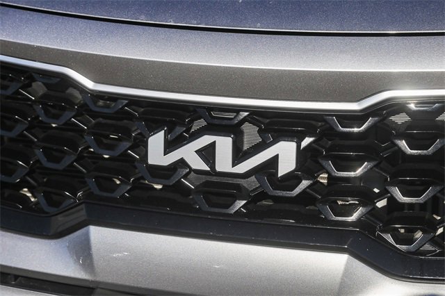 Certified 2023 Kia Sorento EX w/ Panoramic Sunroof Package image 7