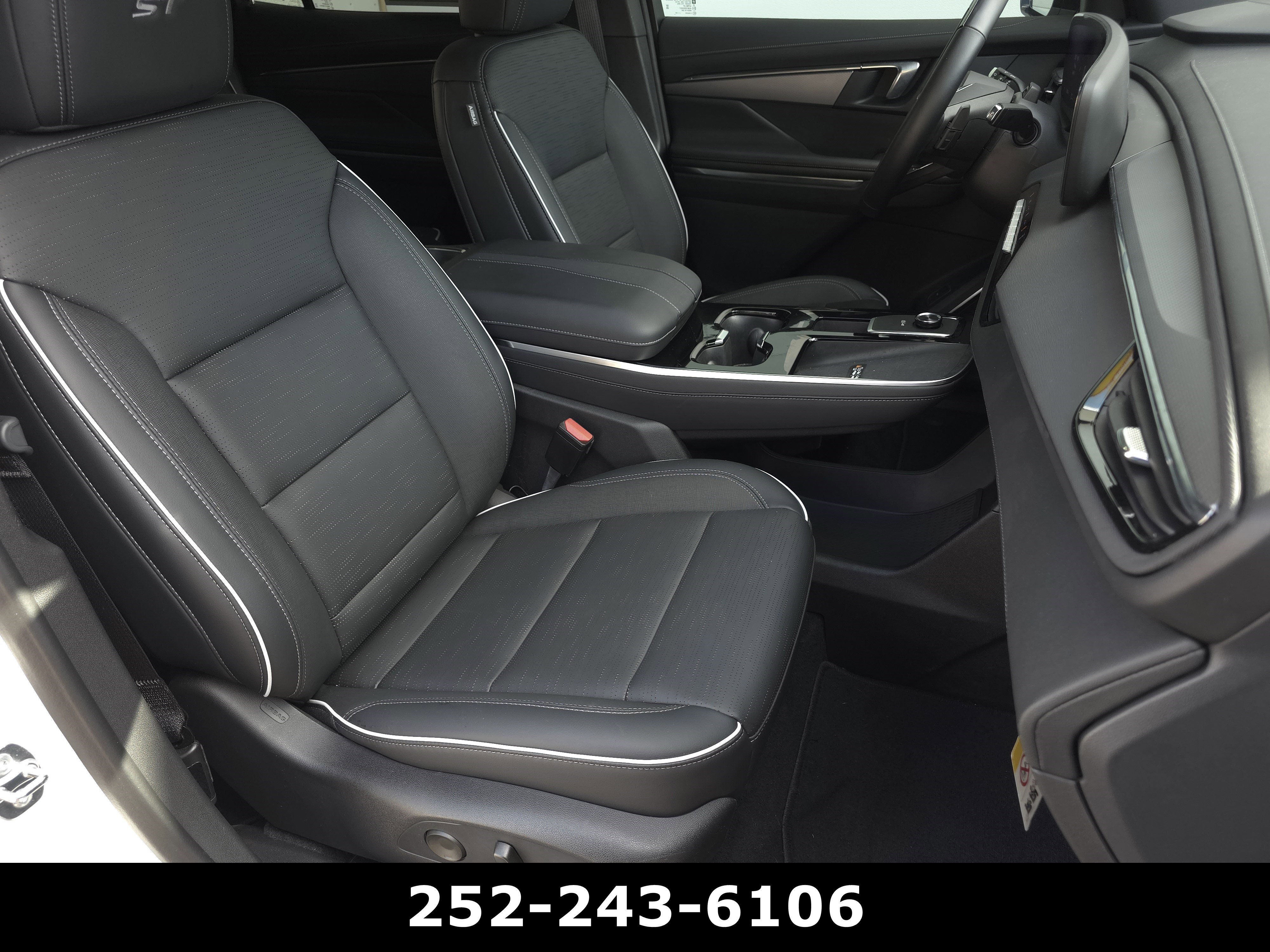 Used 2025 Buick Enclave Sport Touring w/ Super Cruise Package FWD image 43