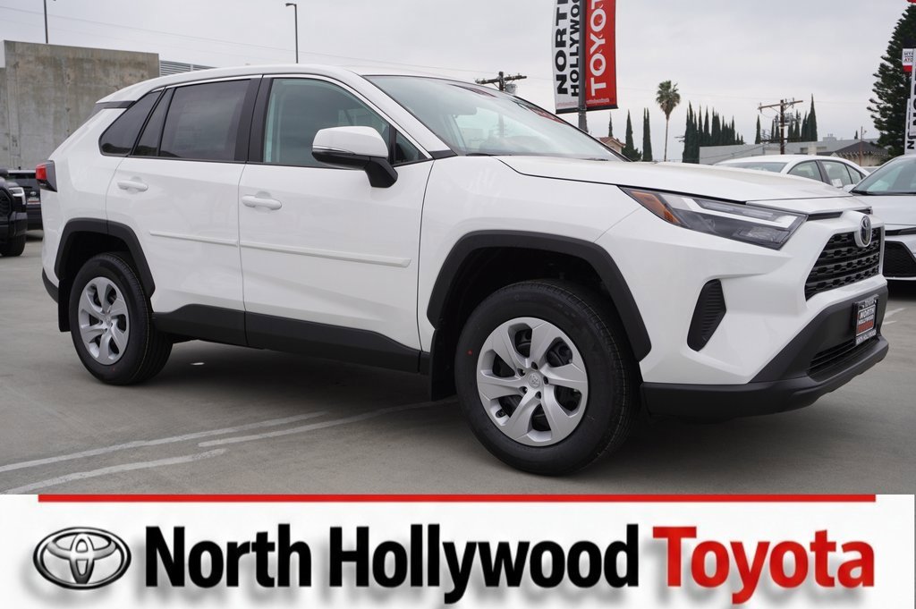 New 2025 Toyota RAV4 LE image 3