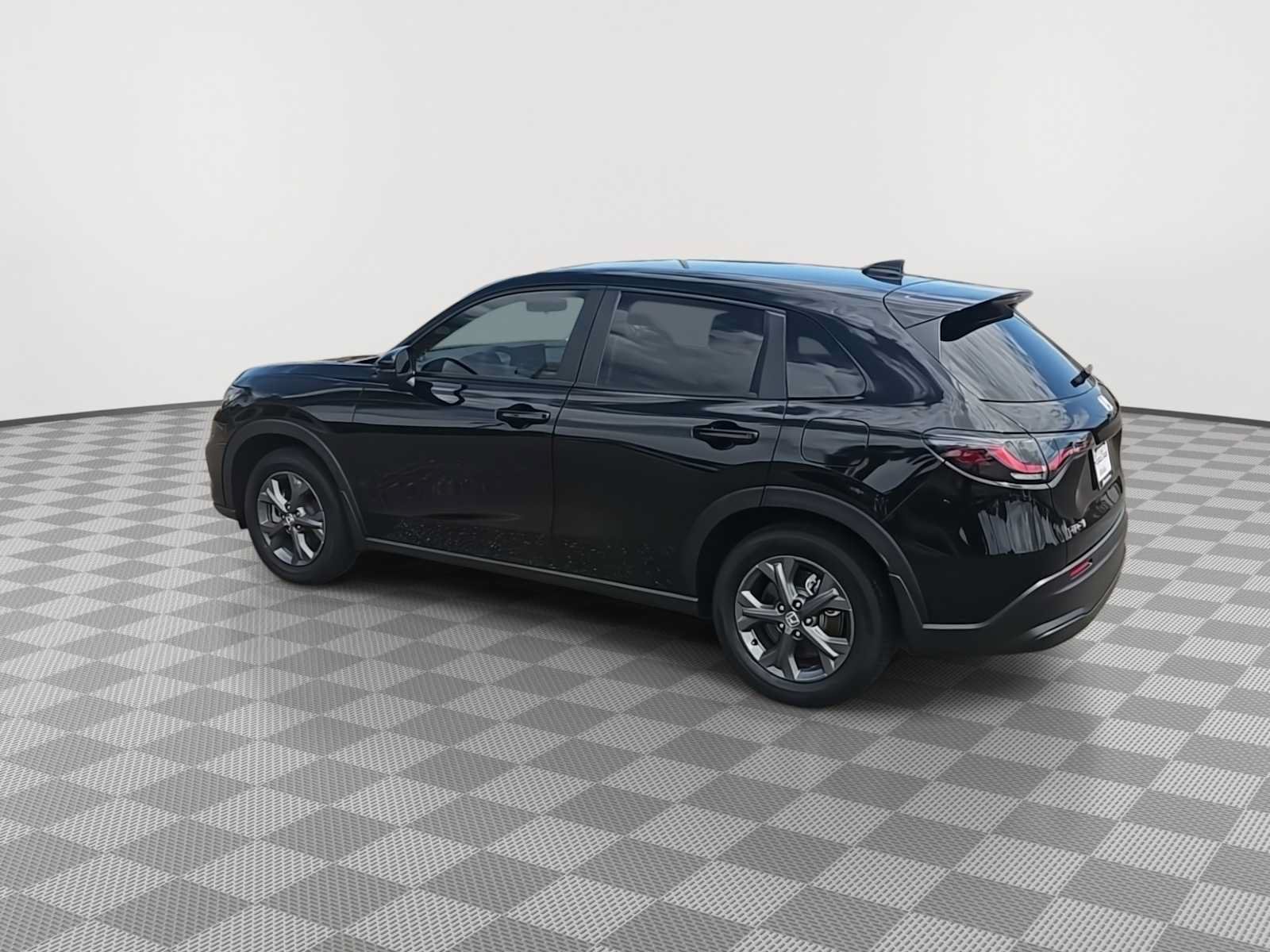 Certified 2026 Honda HR-V LX image 6