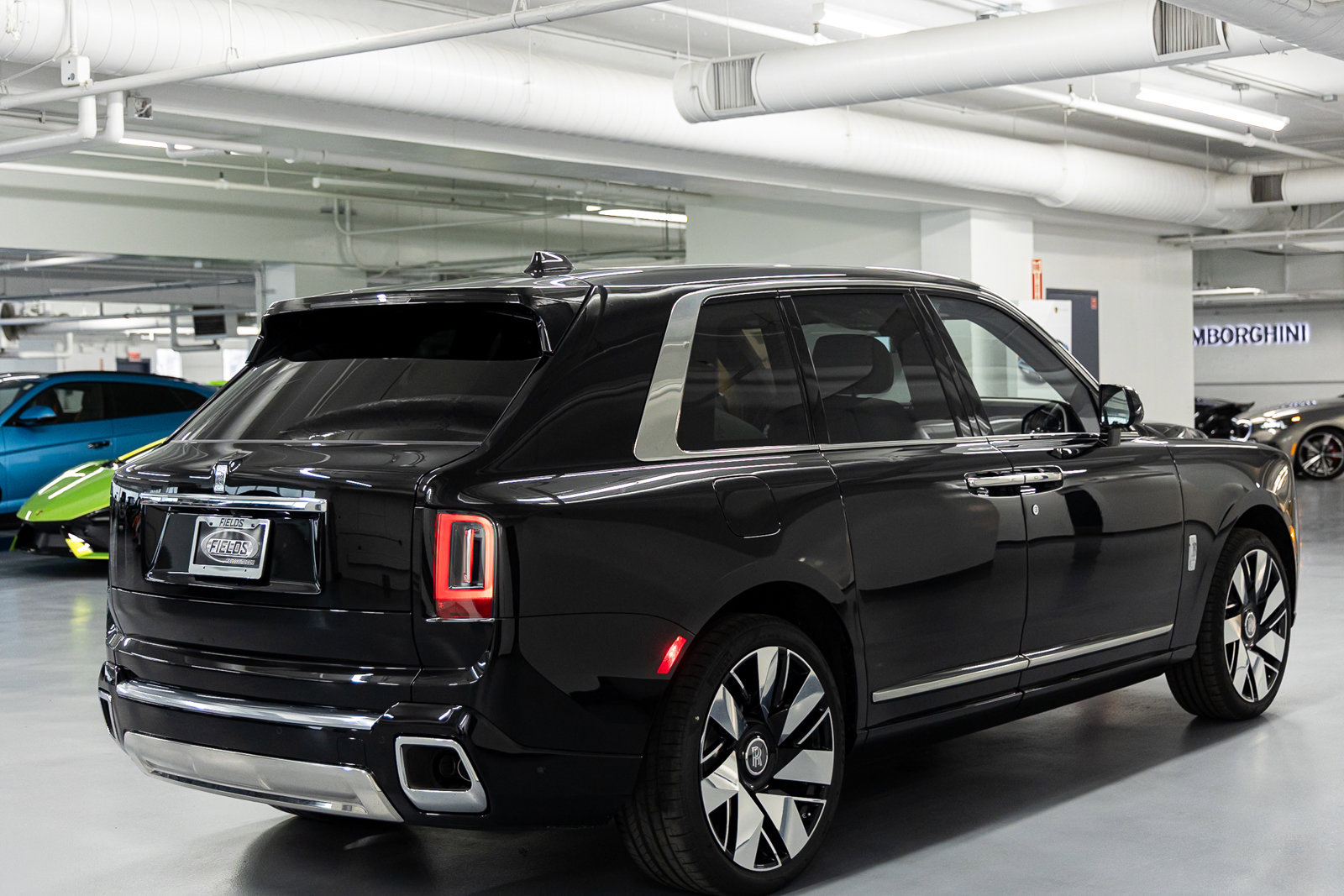 New 2026 Rolls-Royce Cullinan image 6