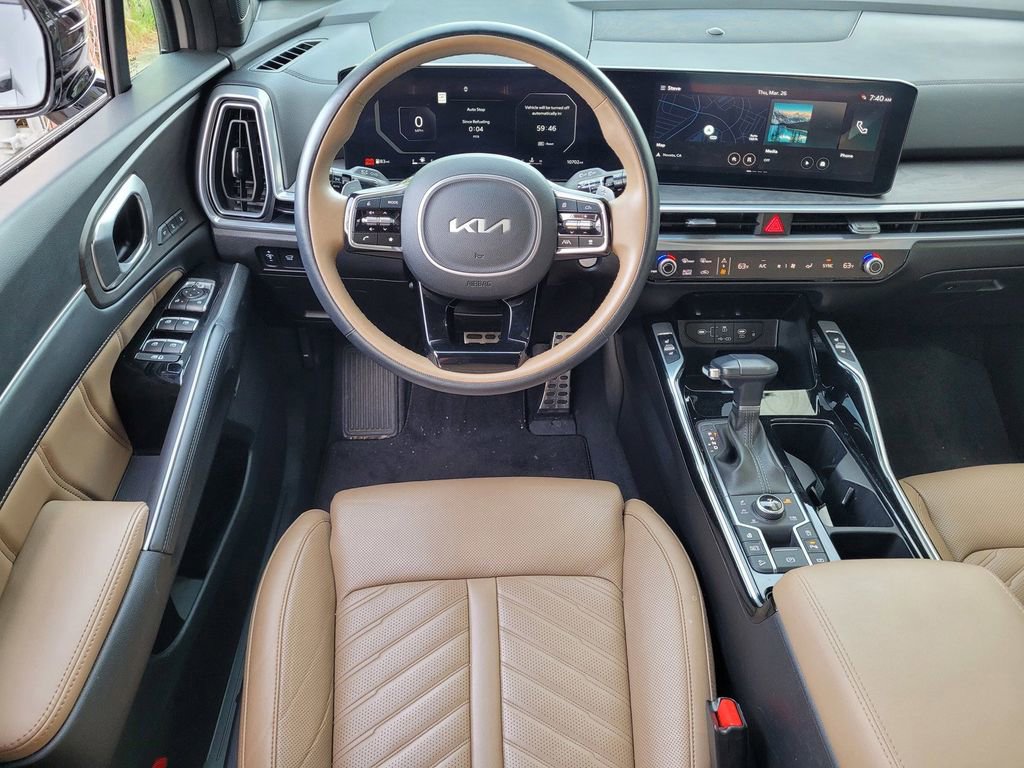Used 2024 Kia Sorento SX Prestige w/ Olive Brown Leather Package image 10