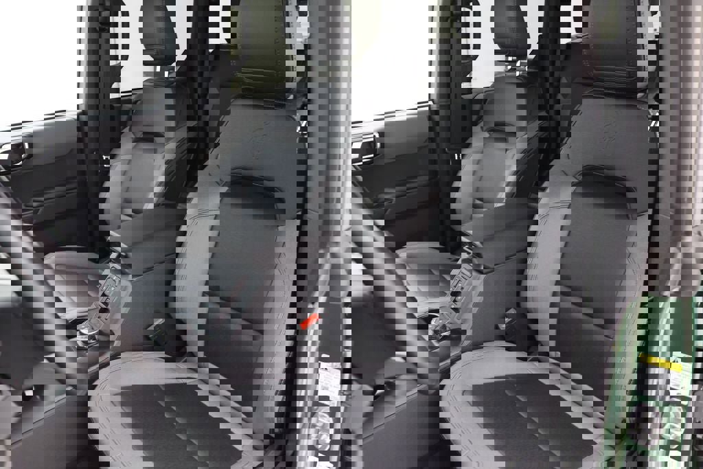 Used 2024 Ford Bronco Black Diamond AWD/4WD image 16