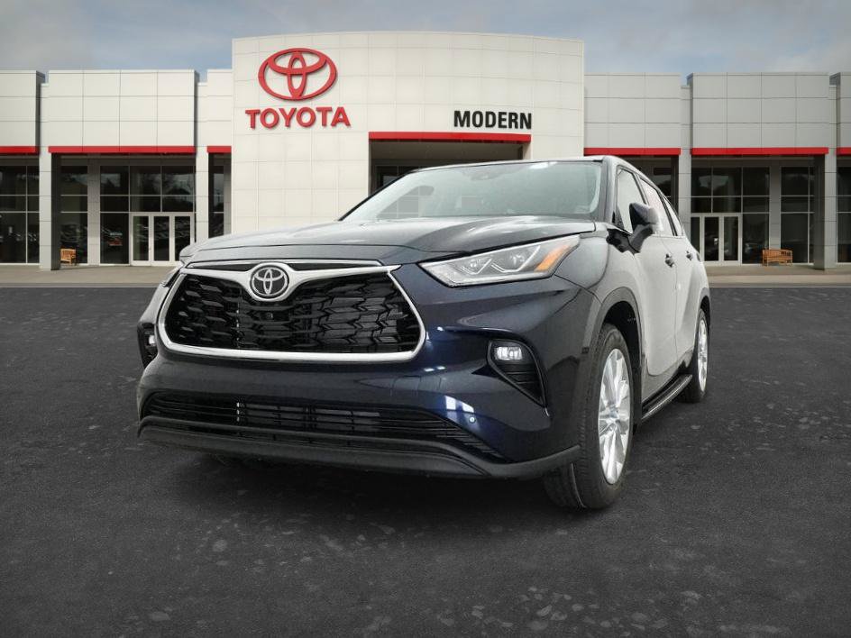 New 2026 Toyota Highlander Limited AWD/4WD image 19