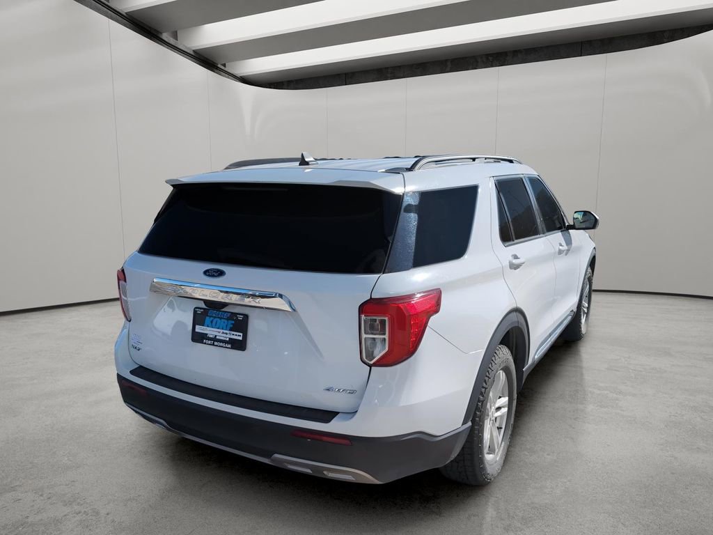 Used 2023 Ford Explorer XLT w/ Equipment Group 202A image 5