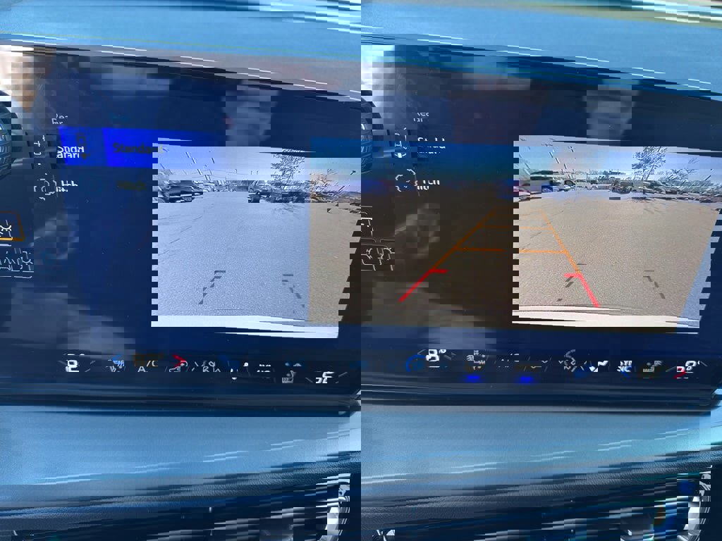 New 2026 Chevrolet Traverse LT image 18