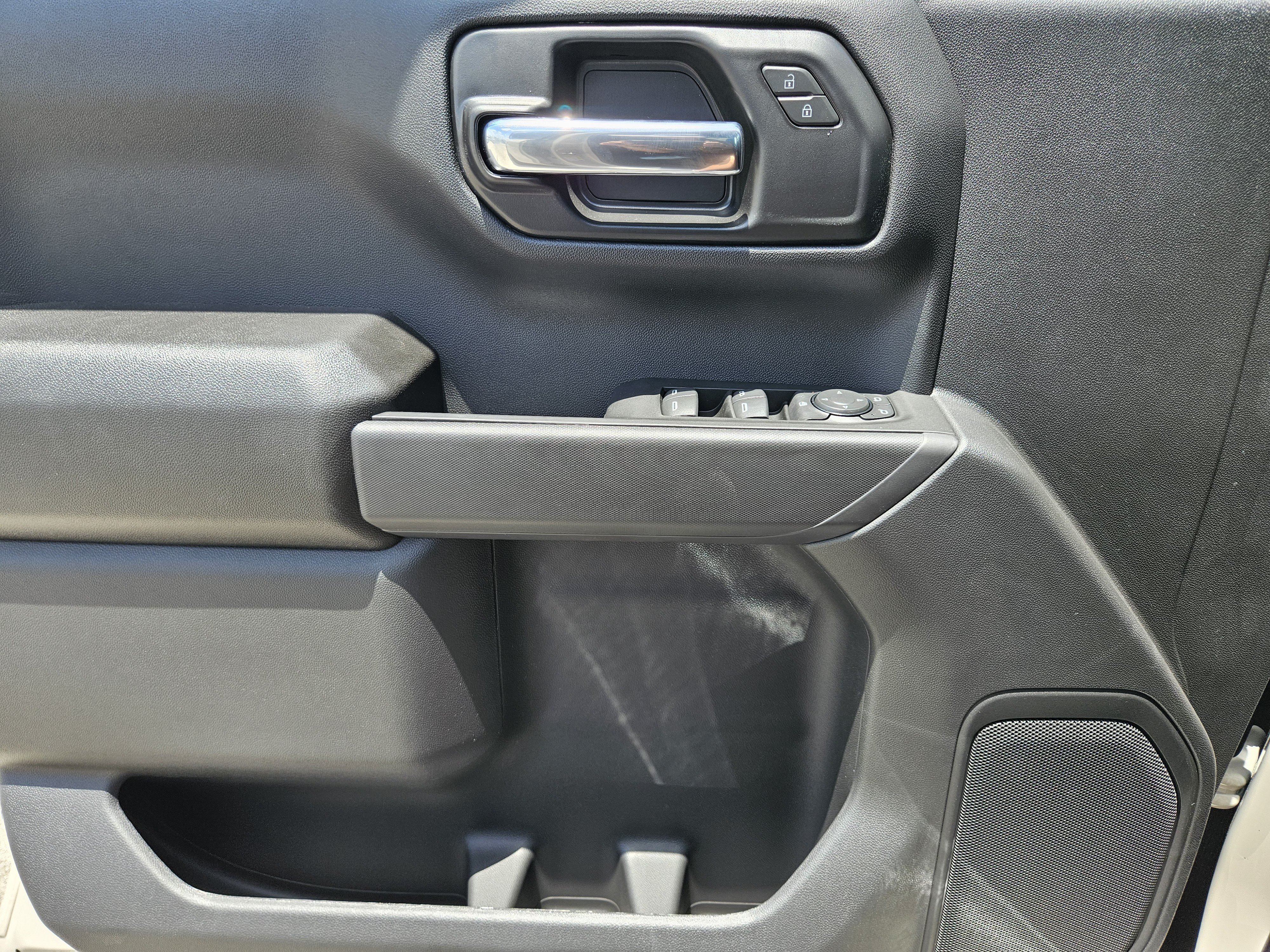 New 2026 Chevrolet Silverado 1500 Custom w/ Turbomax Blackout Package RWD image 16