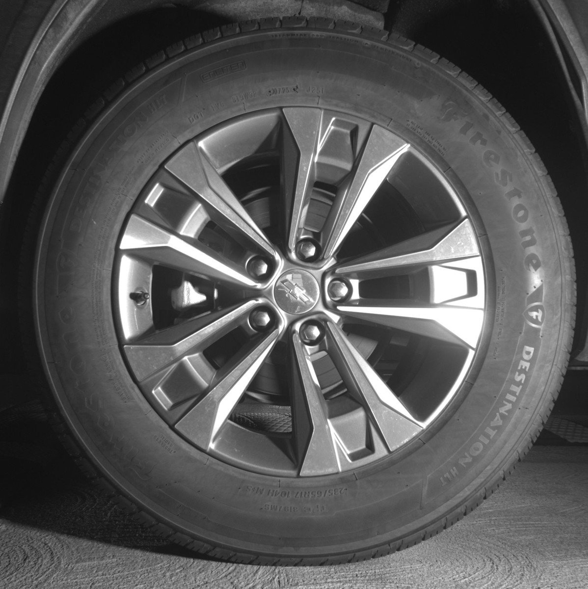 Used 2025 Chevrolet Equinox LT FWD image 14