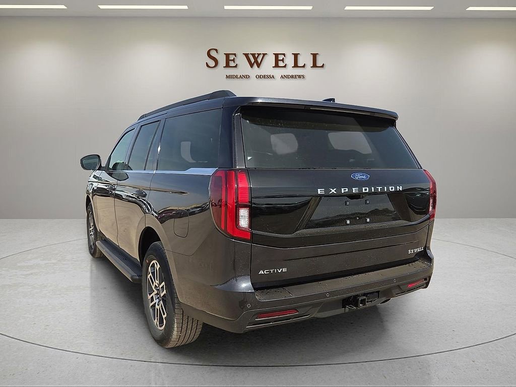 New 2026 Ford Expedition Active image 3
