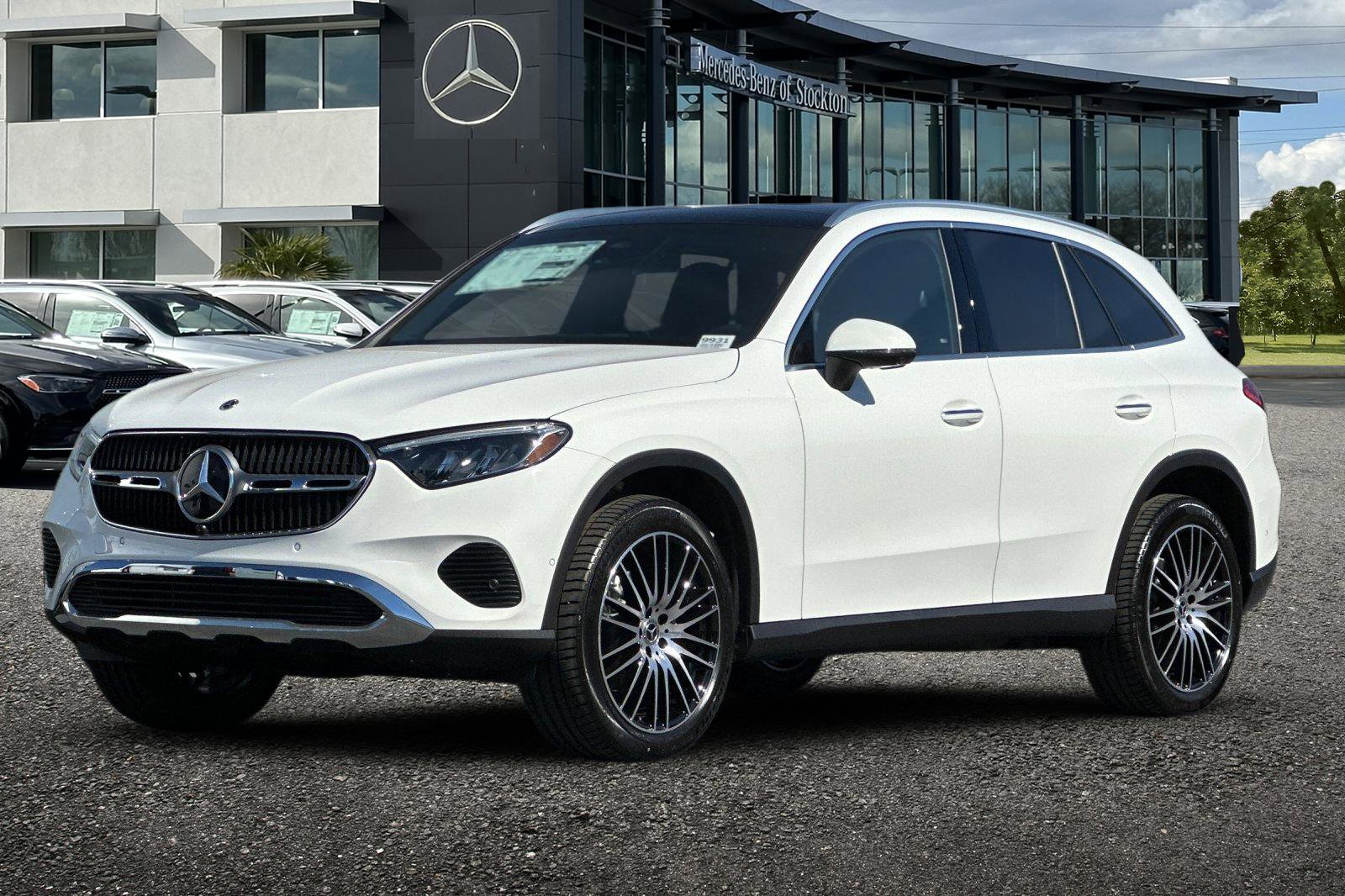 New 2026 Mercedes-Benz GLC 300 4MATIC image 8