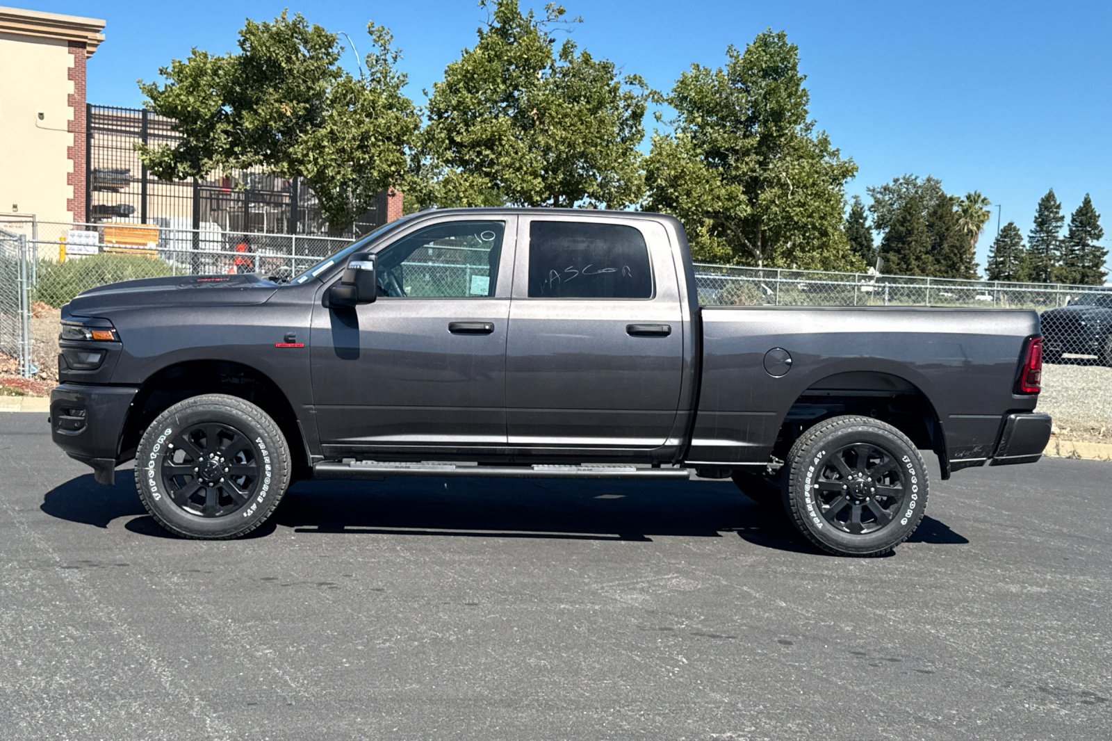 New 2026 RAM 2500 Tradesman AWD/4WD image 6