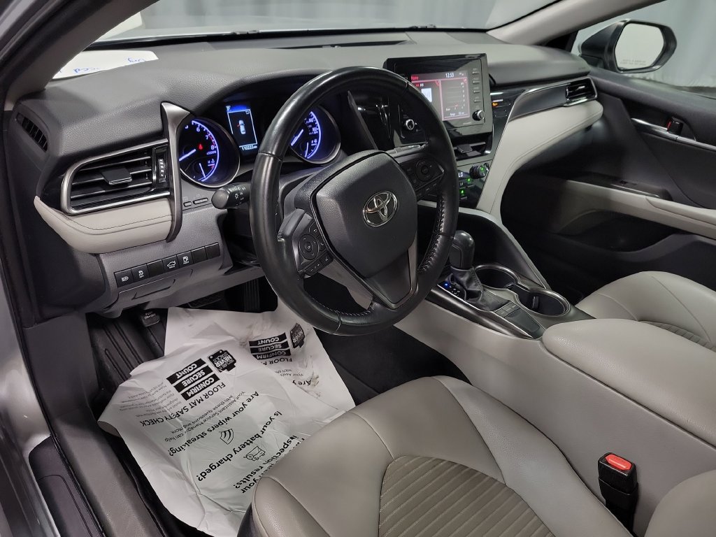 Used 2022 Toyota Camry SE FWD image 16