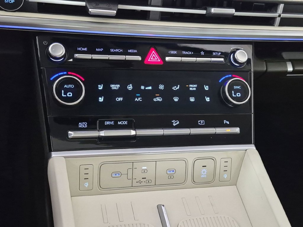 Used 2024 Hyundai Santa Fe Calligraphy FWD image 26