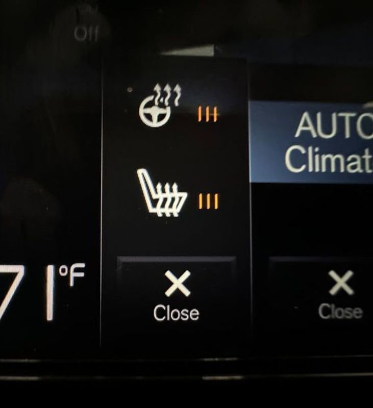 Used 2019 Volvo S60 T5 Momentum w/ Premium Package FWD image 22