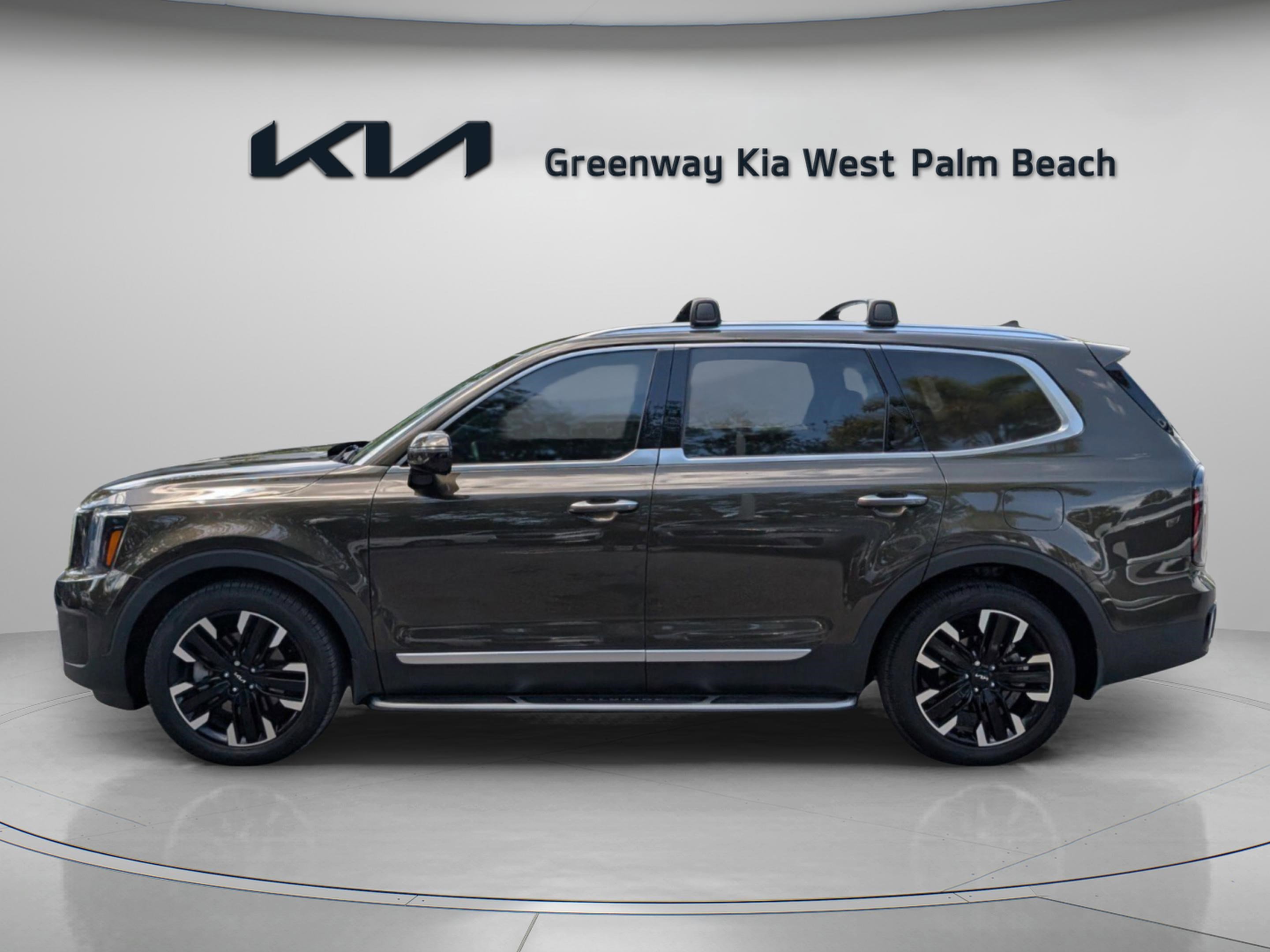 Used 2024 Kia Telluride SX FWD image 4