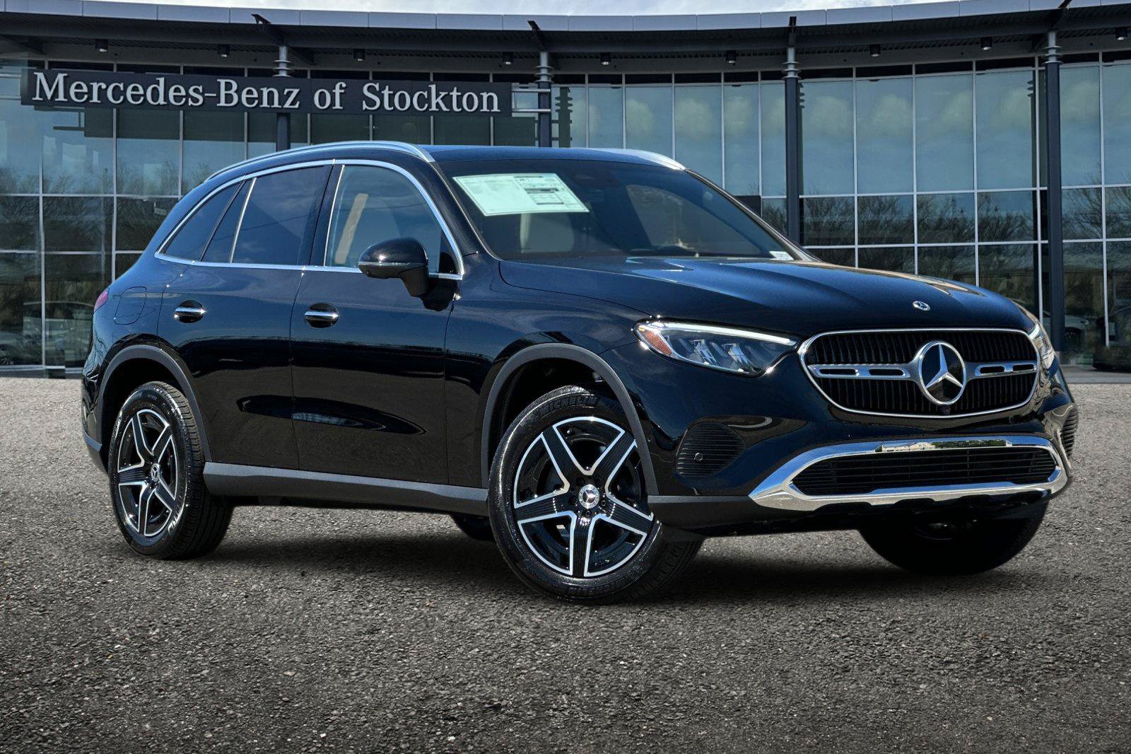 New 2026 Mercedes-Benz GLC 300 4MATIC image 1