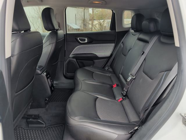 Used 2022 Jeep Compass Latitude w/ Convenience Group image 32