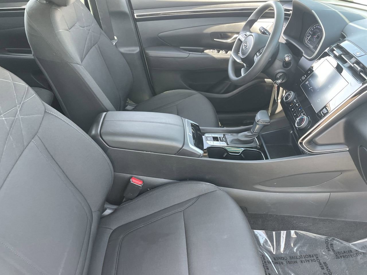 Certified 2022 Hyundai Tucson SE w/ Cargo Package image 11