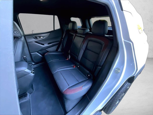 Used 2025 Chevrolet Equinox RS FWD image 28