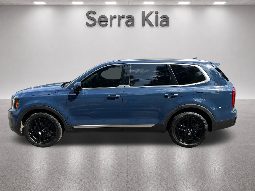 Used 2023 Kia Telluride S AWD/4WD image 2