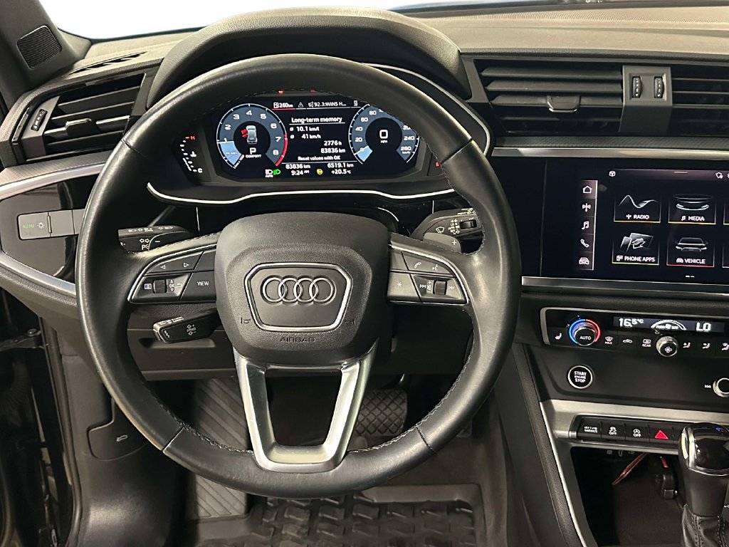 Used 2022 Audi Q3 2.0T Premium w/ Convenience Package AWD/4WD image 22