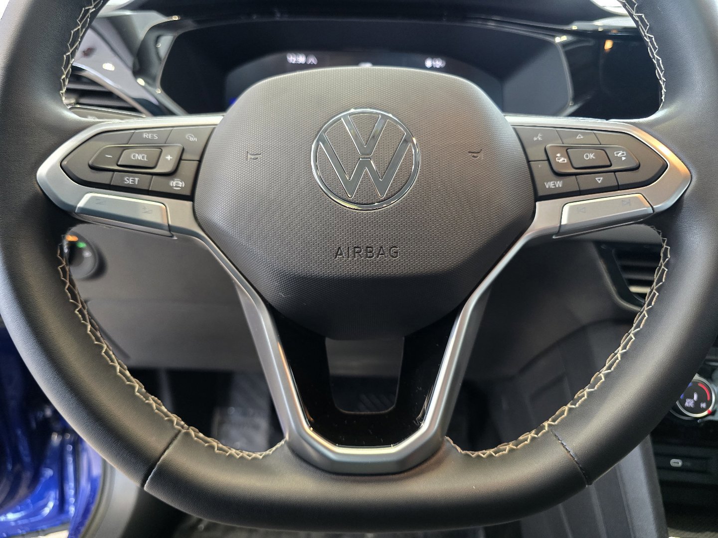 Used 2023 Volkswagen Taos S image 30