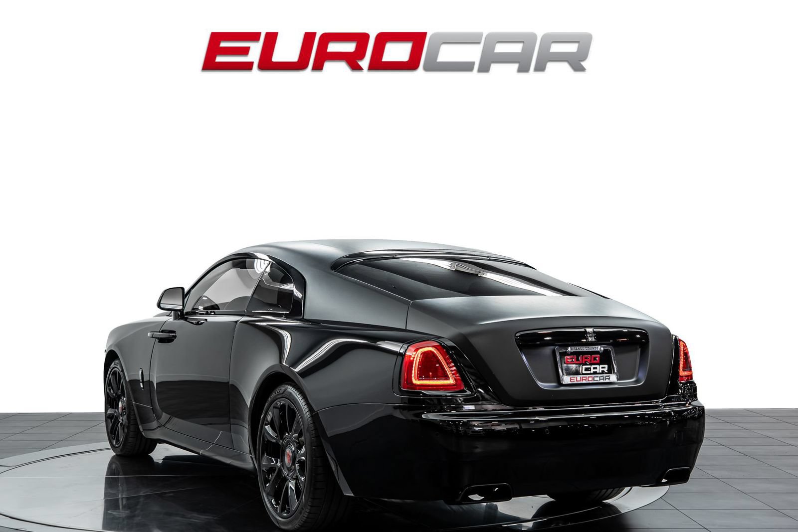Used 2019 Rolls-Royce Wraith RWD image 3