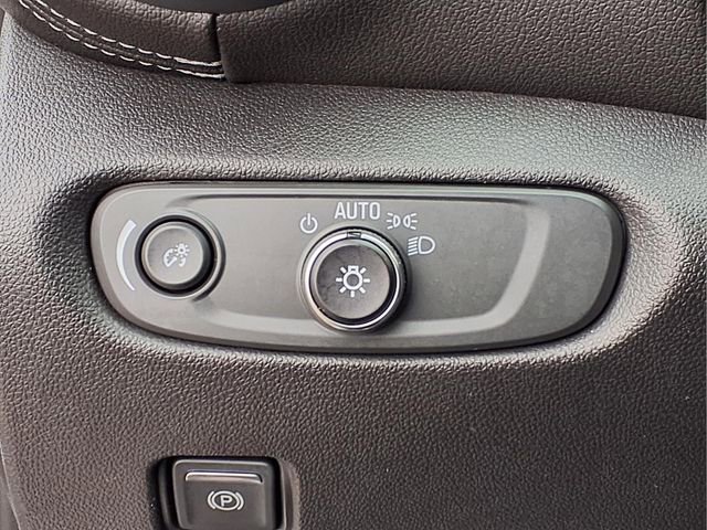 Used 2023 Chevrolet Blazer LT w/ Convenience Package image 17