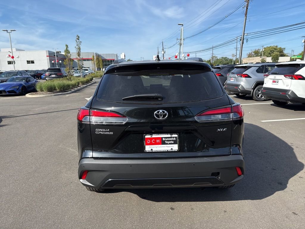 New 2026 Toyota Corolla Cross XLE image 6