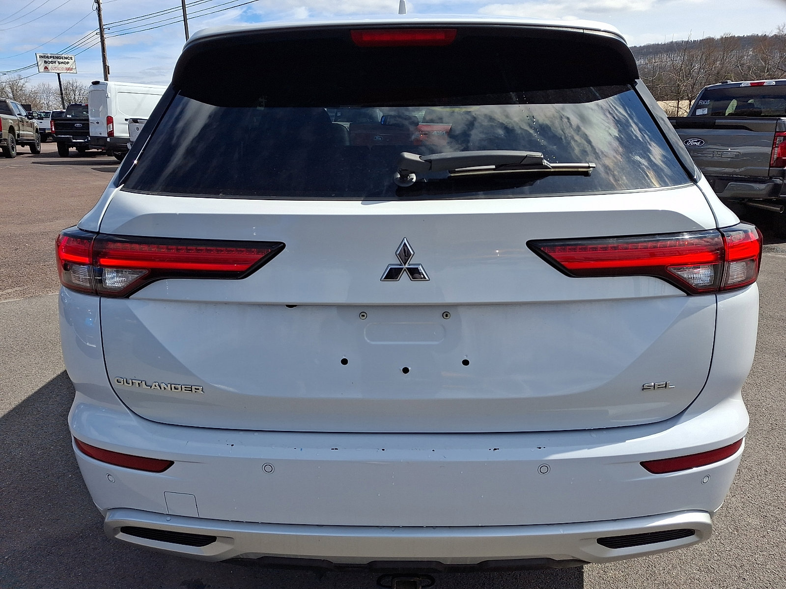 Used 2022 Mitsubishi Outlander SEL image 9