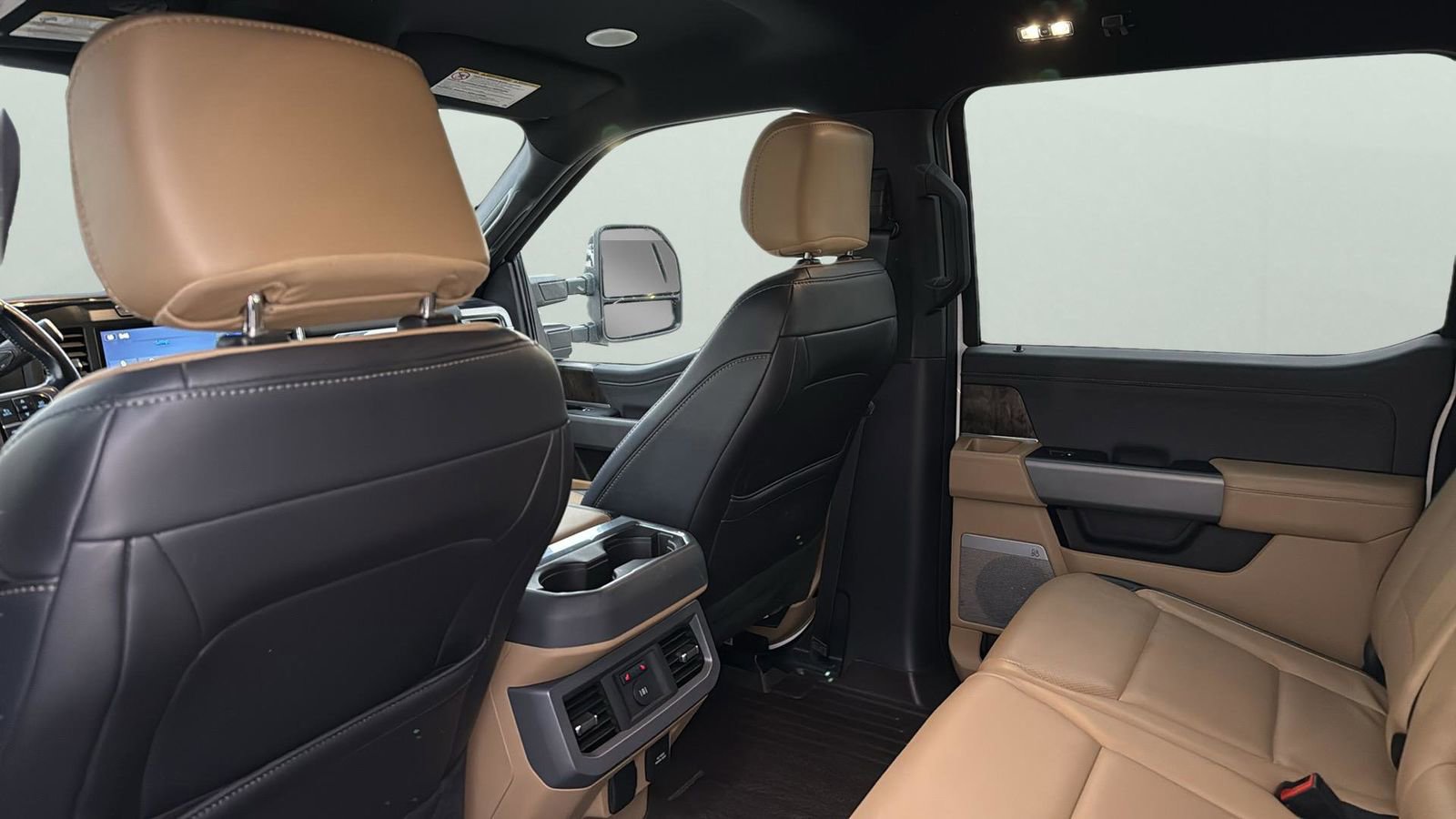 Used 2024 Ford F350 Lariat w/ Lariat Ultimate Package image 29