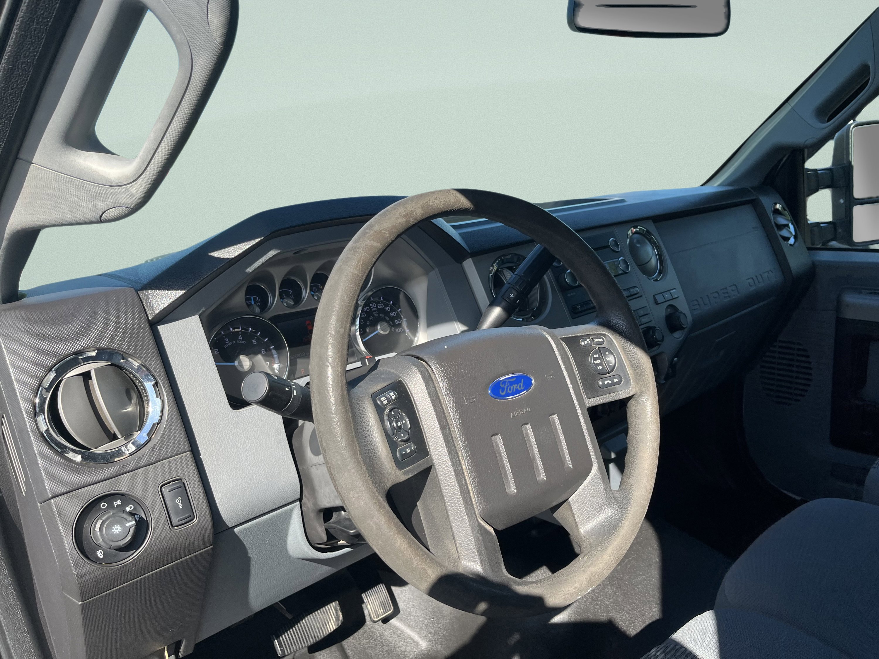 Used 2015 Ford F350 XLT AWD/4WD image 12