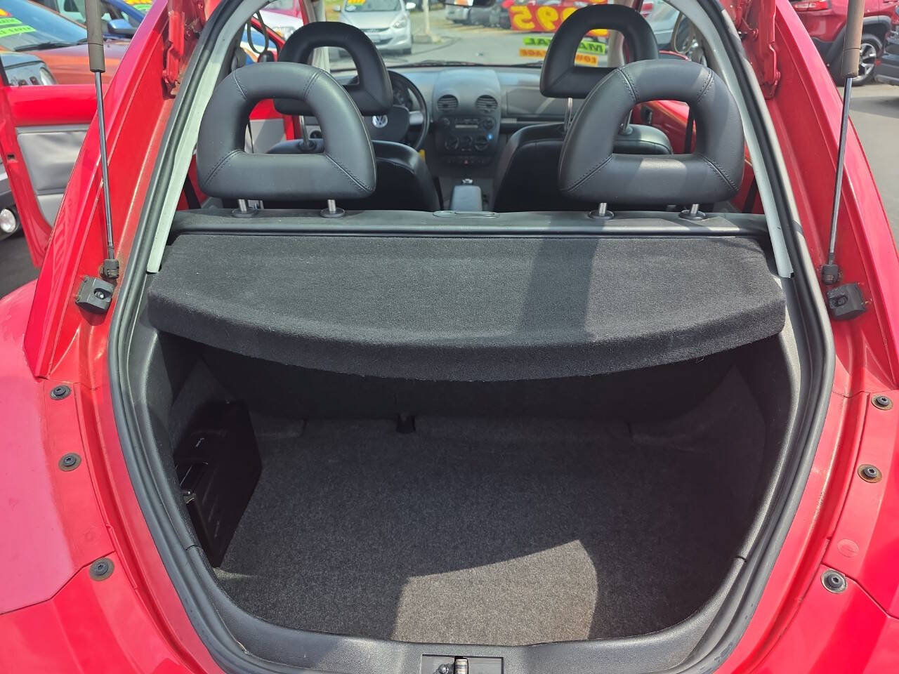 Used 2001 Volkswagen Beetle GLX FWD image 9