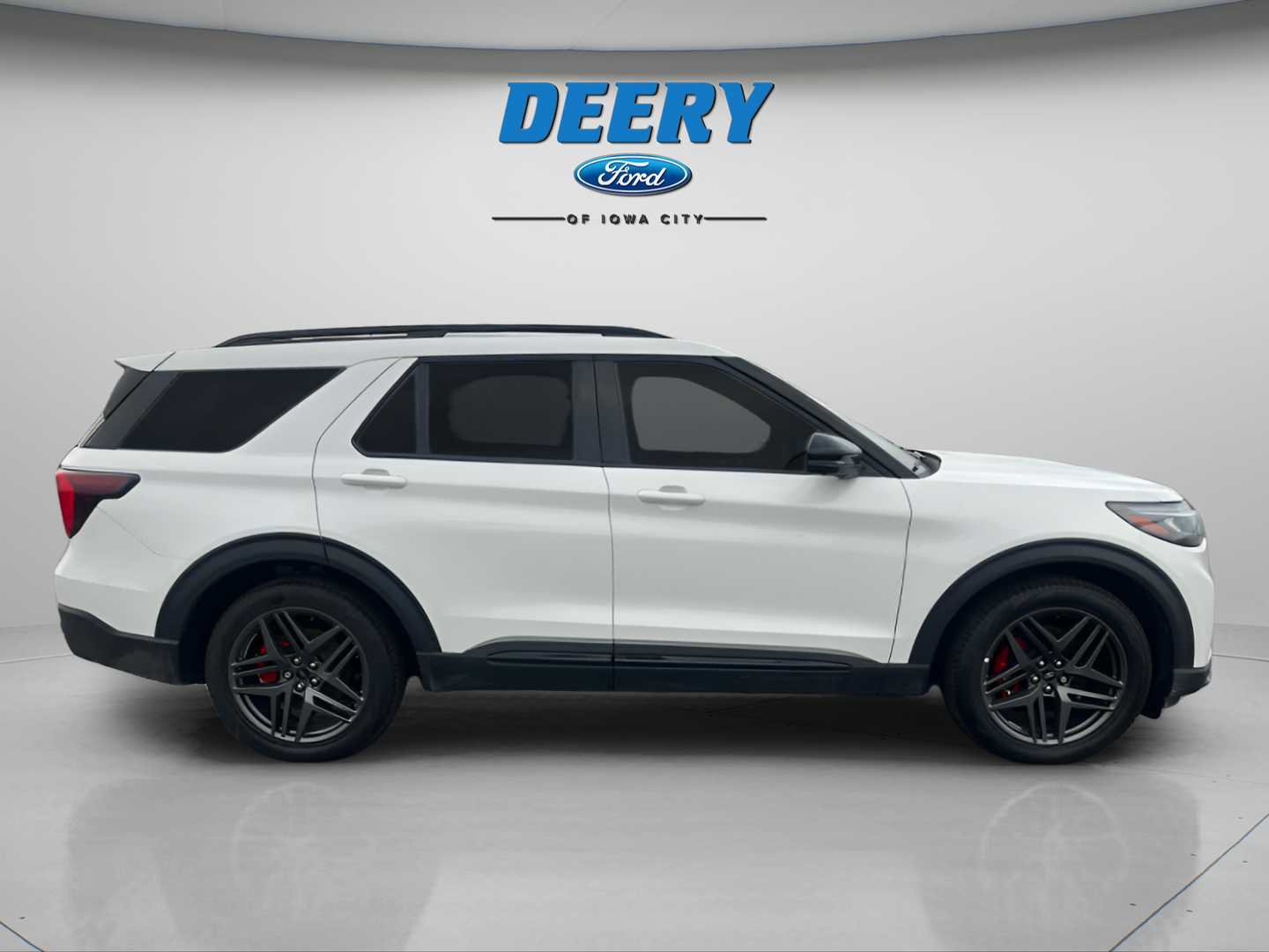 Used 2025 Ford Explorer ST w/ Sun And Sound Package image 2