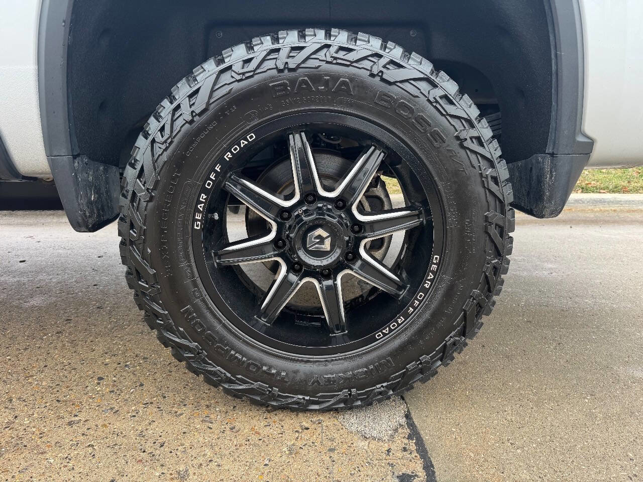 Used 2023 Chevrolet Silverado 2500 LTZ w/ LTZ Plus Package image 9