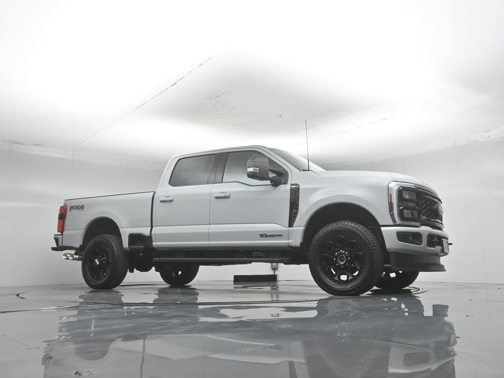 New 2026 Ford F250 XLT w/ XLT Premium Package AWD/4WD image 3