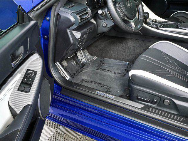 Used 2022 Lexus RC F w/ Premium Package RWD image 7