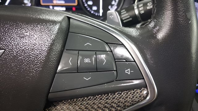 Used 2022 Cadillac XT5 Sportv w/ Technology Package AWD/4WD image 33