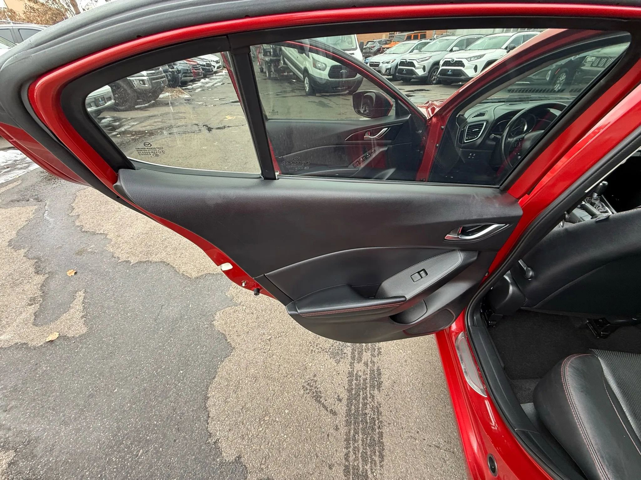 Used 2015 MAZDA MAZDA3 s Grand Touring image 32