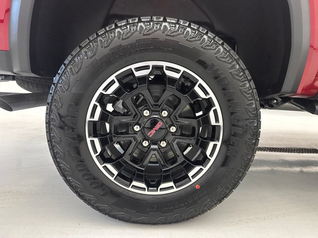 New 2026 GMC Canyon AT4 w/ Technology Plus Package AWD/4WD image 8