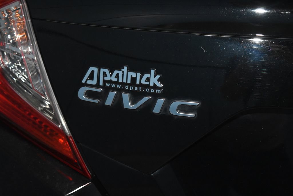 Used 2016 Honda Civic Touring image 32